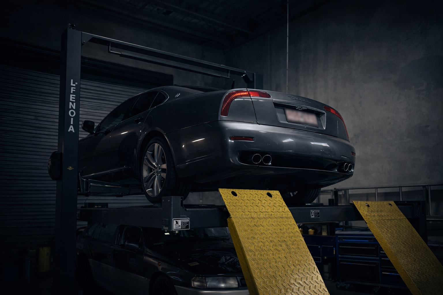 Rumble — Car on lift